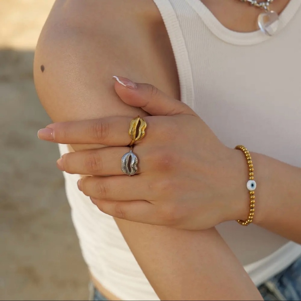 18k Yellow Gold Over Stainless Steel Kissy Lips Adjustable Ring!